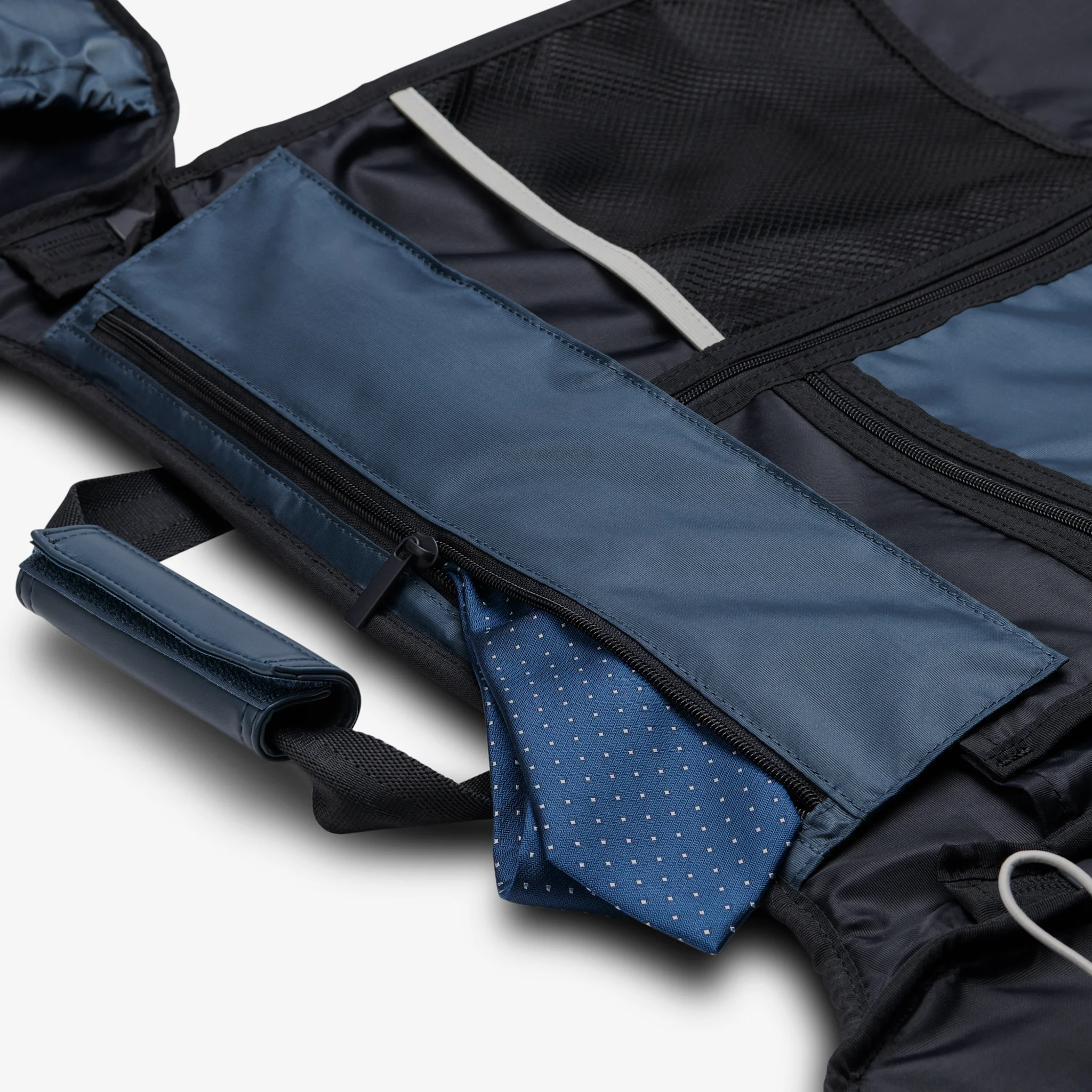 The Premium Garment Duffel 45L - Image 91