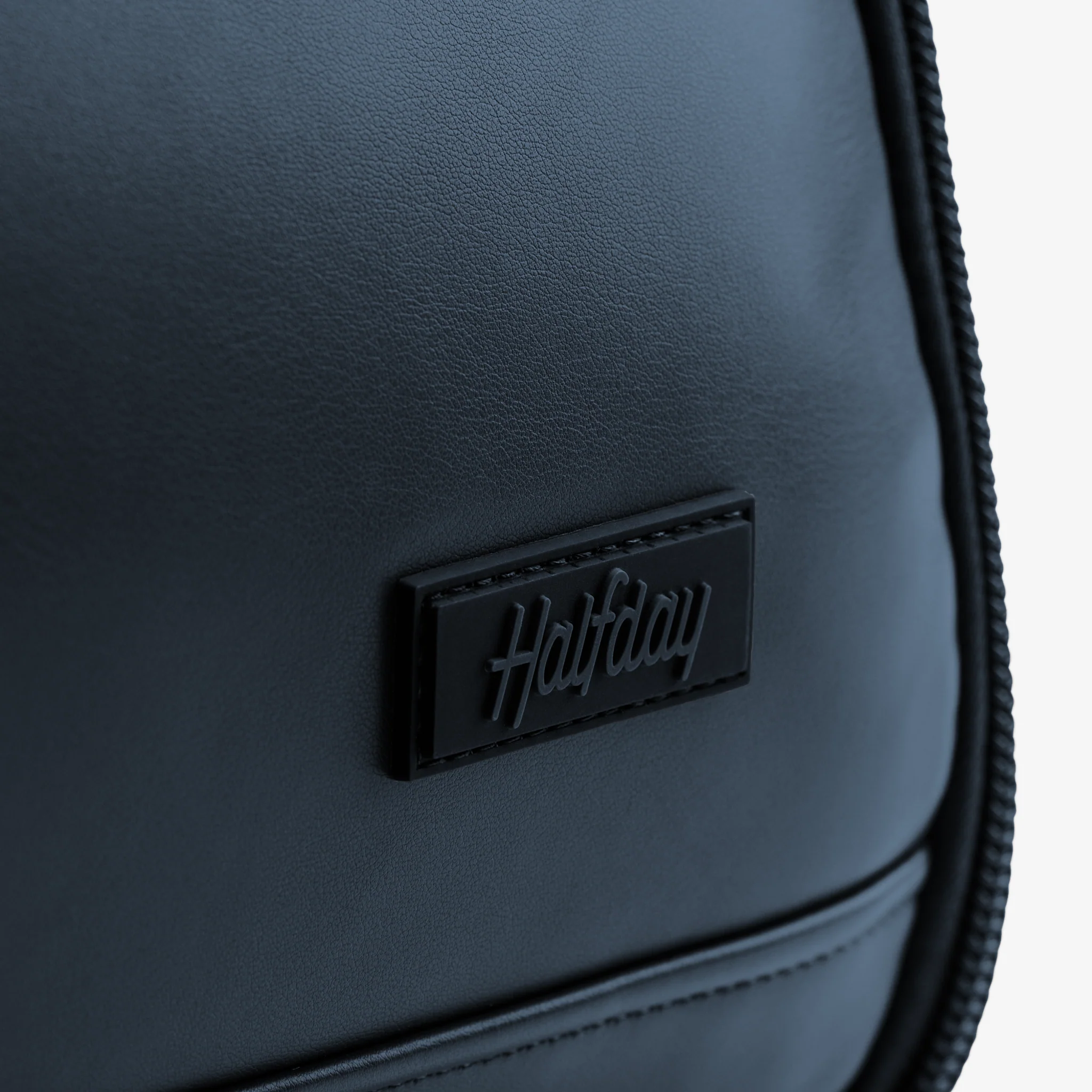 The Premium Garment Duffel 45L - Image 93