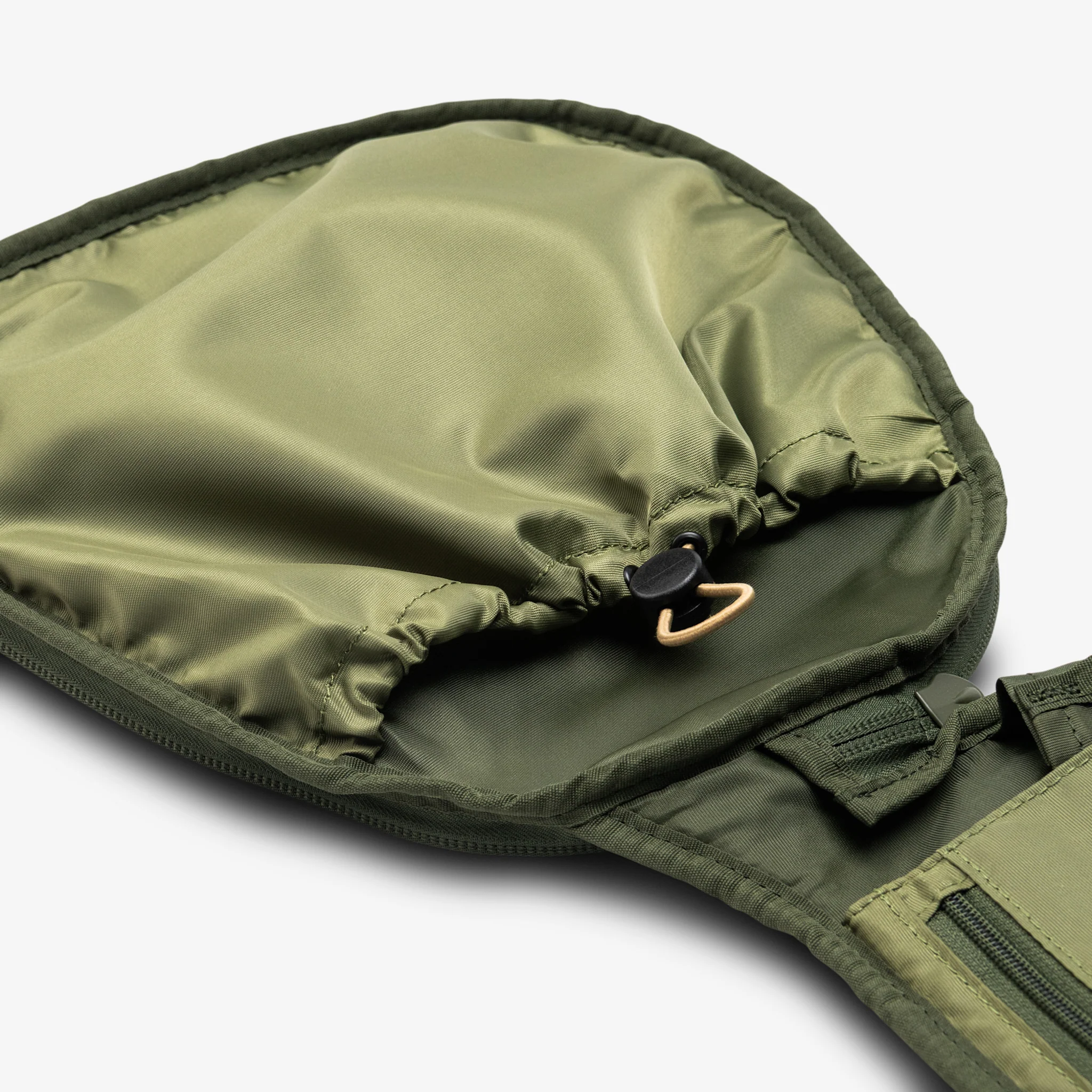 The Premium Garment Duffel 40L - Image 33