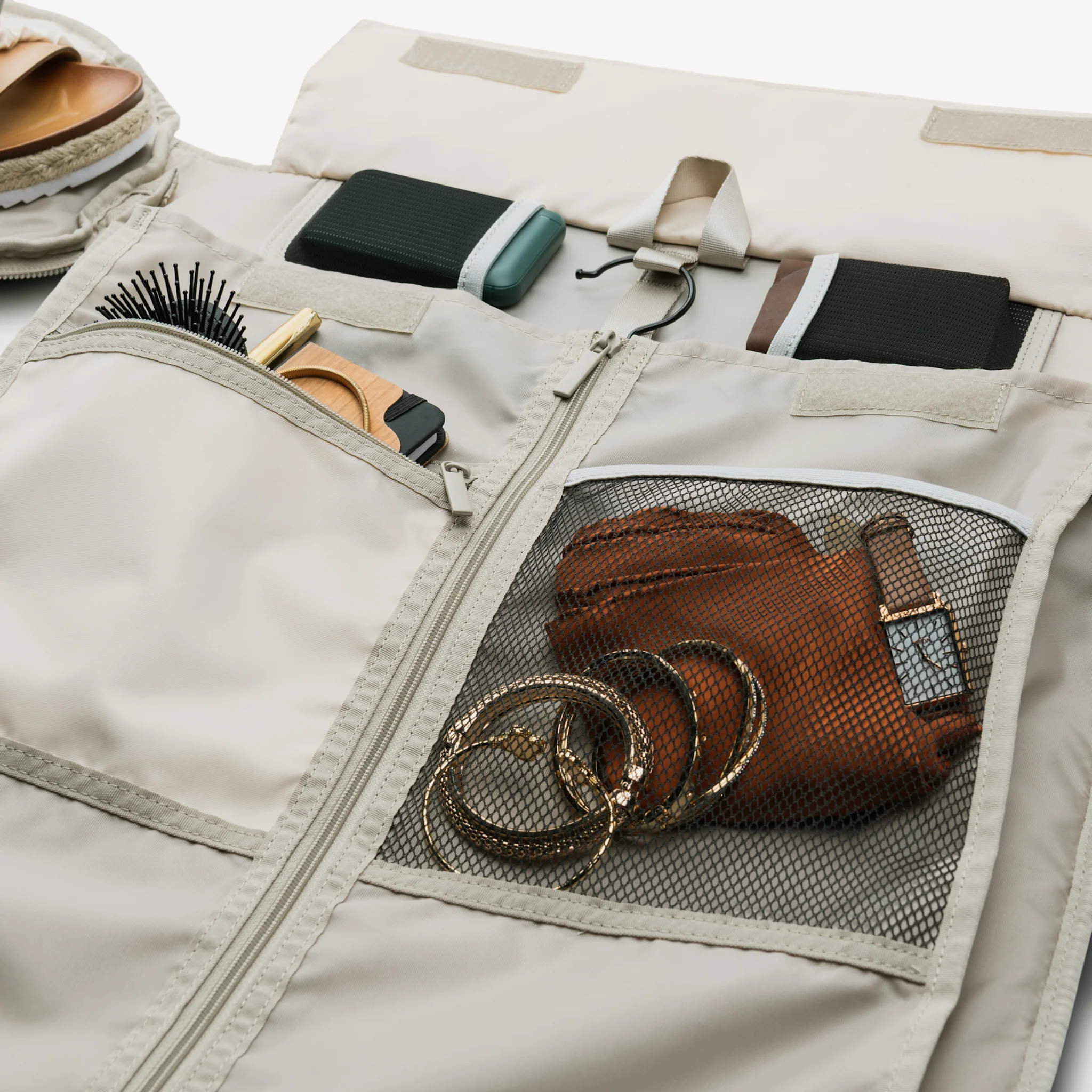 The Premium Garment Duffel 40L - Image 46